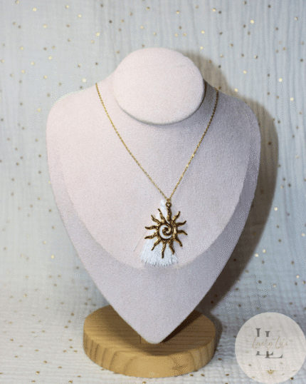 Collier pompon soleil