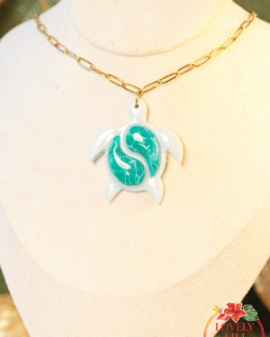 Collier Précieuse Tortue zoom