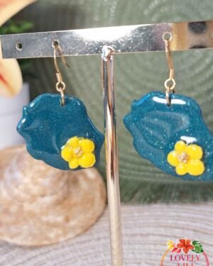 Boucle doreilles Lovely Péi créole fleur jaune créole zoom