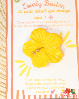 Lovely Bouton hibiscus jaune détails