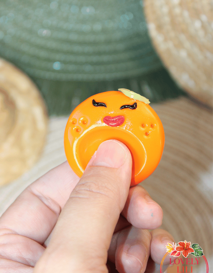 Lovely Zenial Mademoiselle Mandarine porté